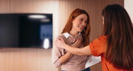 Julian Baggini, filósofo, sobre el buen pensar: «A veces la honestidad tiene que ser brutal porque tienes que asumir cosas que pueden doler»