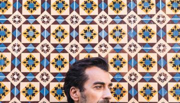 Hugo Gonçalves, escritor portugués, autor de 'Revolución': «Hoy la gente pasa muchas horas en redes sociales opinando, atacando, discutiendo. Eso también es política»