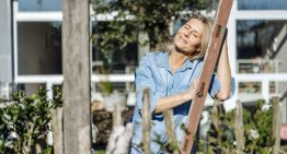 7 pasos contra el estrés del cuidador que velan por tu bienestar cuando atiendes a otros