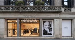 Isak Andic, un año después de su muerte: el emotivo homenaje de sus hijos y de los empleados de Mango