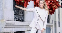 Carmen de la Puerta, diseñadora: «Querer llamar la atención puede arruinar tu look de Navidad, a veces queremos destacar tanto que acacabamos desentonando»