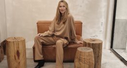 Vanesa Lorenzo (48 años): «Nunca salgo de casa sin rizarme las pestañas, aunque no me ponga máscara, el hecho de levantarlas ya me cambia la cara, me siento desnuda si no lo hago»