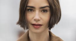 Este paso previo al champú es el mejor truco para el encrespamiento que hemos aprendido de las americanas cuando vienen a Europa y su pelo sufre las consecuencias de la humedad