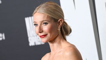 Álex Sestelo, peluquero: «Un peinado demasiado liso y con la raya marcada delata las canas mucho más que un cabello con volumen y movimiento»