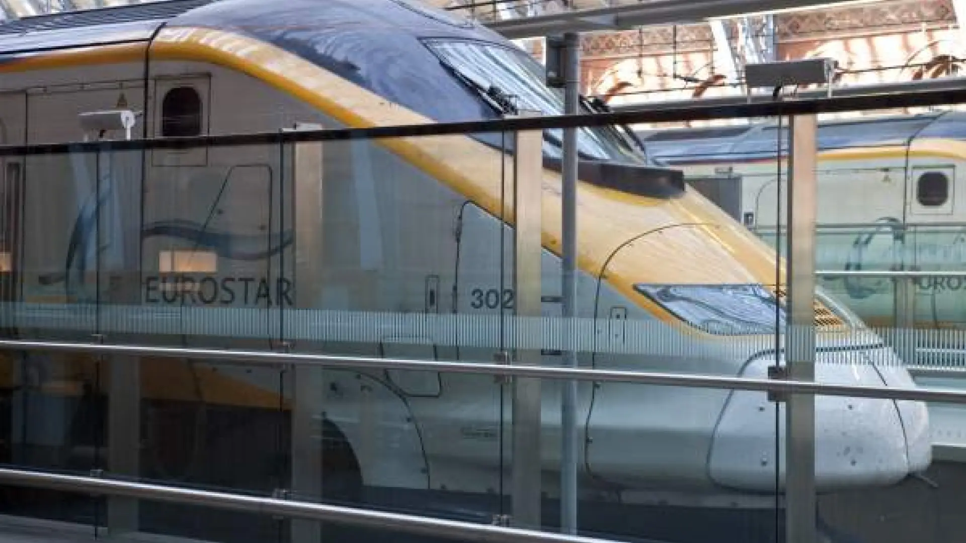 Bloqueo en el eurotúnel: un problema eléctrico deja a los viajeros varados y el tráfico ferroviario suspendido