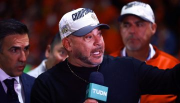 El Turco Mohamed agranda su leyenda en el fútbol mexicano: fue bicampeón con Toluca y ya tiene cinco títulos con cuatro equipos distintos como DT