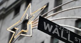 Wall Street cierra cerca de máximos históricos en sesión de poco volumen tras feriado de Navidad