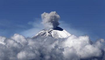 Describen interior del Popocatépetl con IA: revelan cámaras magmáticas hasta 10 km de profundidad