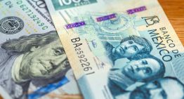 Peso mexicano avanza contra el dólar y marca mejor nivel del año