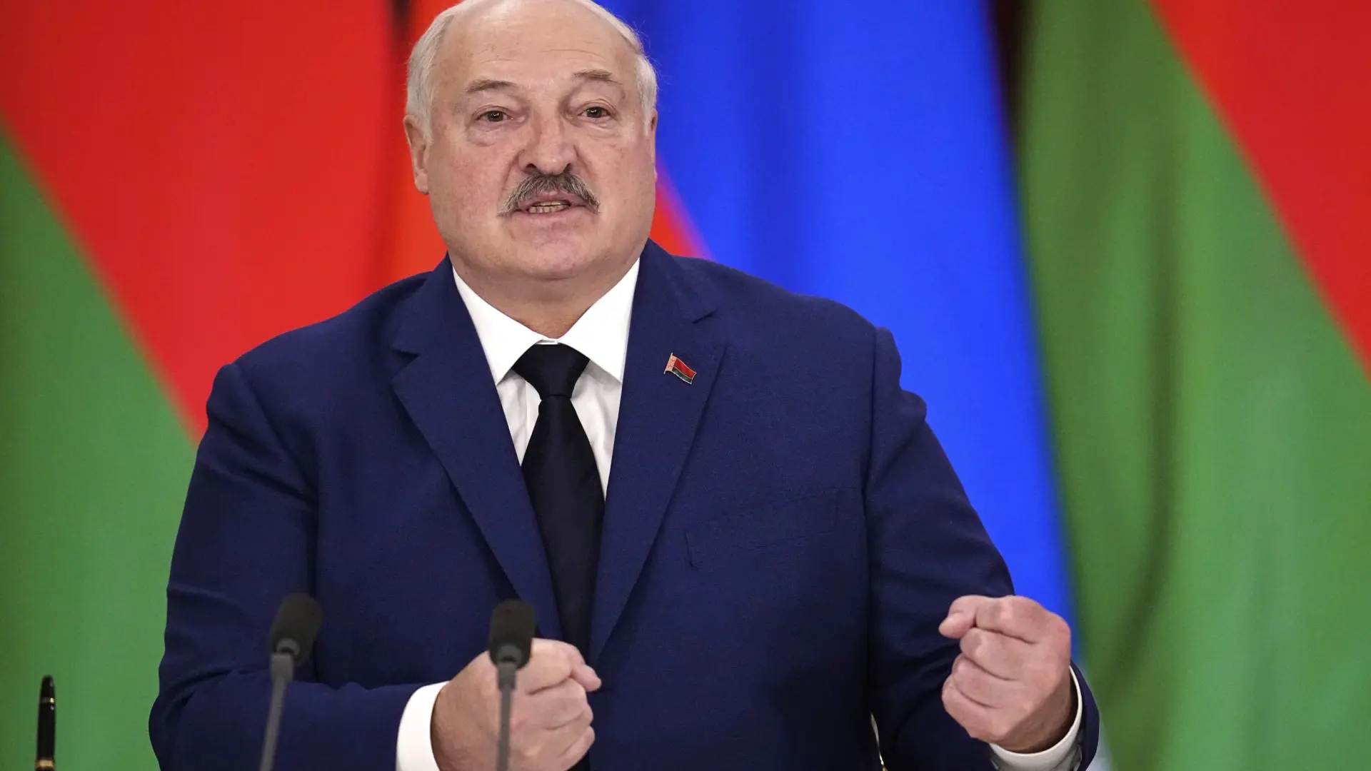 Lukashenko se reúne por segunda vez con el embajador de Venezuela en Rusia, en plenas tensiones con Trump