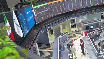 BMV revierte pérdidas de la apertura y se mantiene cerca de máximo histórico