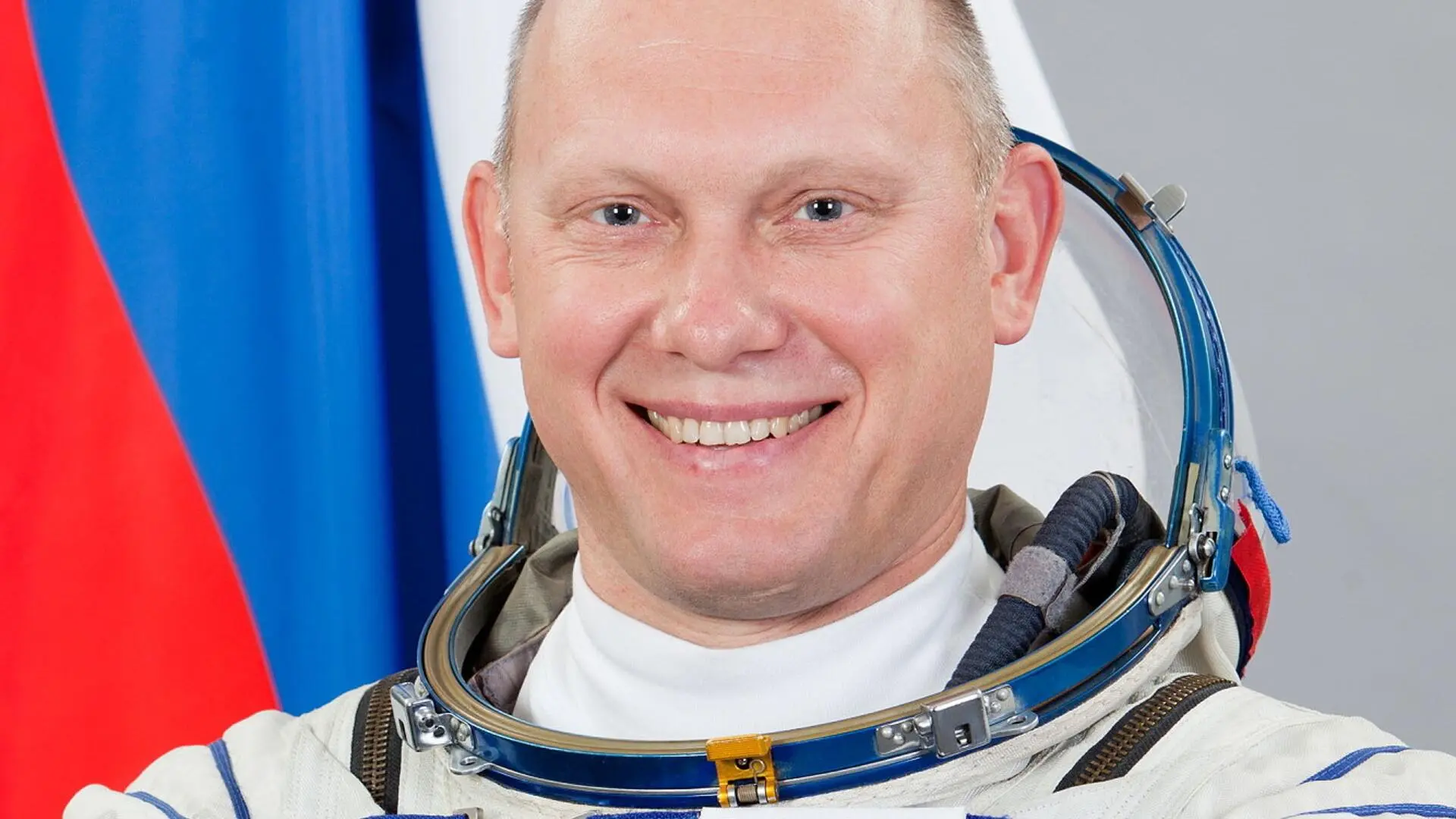 Apartan a un astronauta ruso por sospechas de espionaje: le pillaron haciendo fotos a las naves de Elon Musk