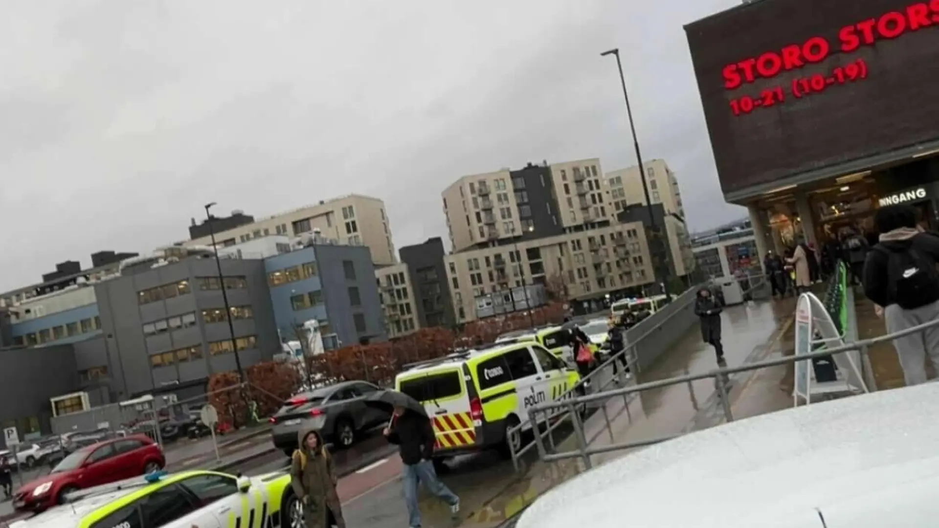 La Policía noruega detiene a un joven por disparar en un centro comercial de Oslo