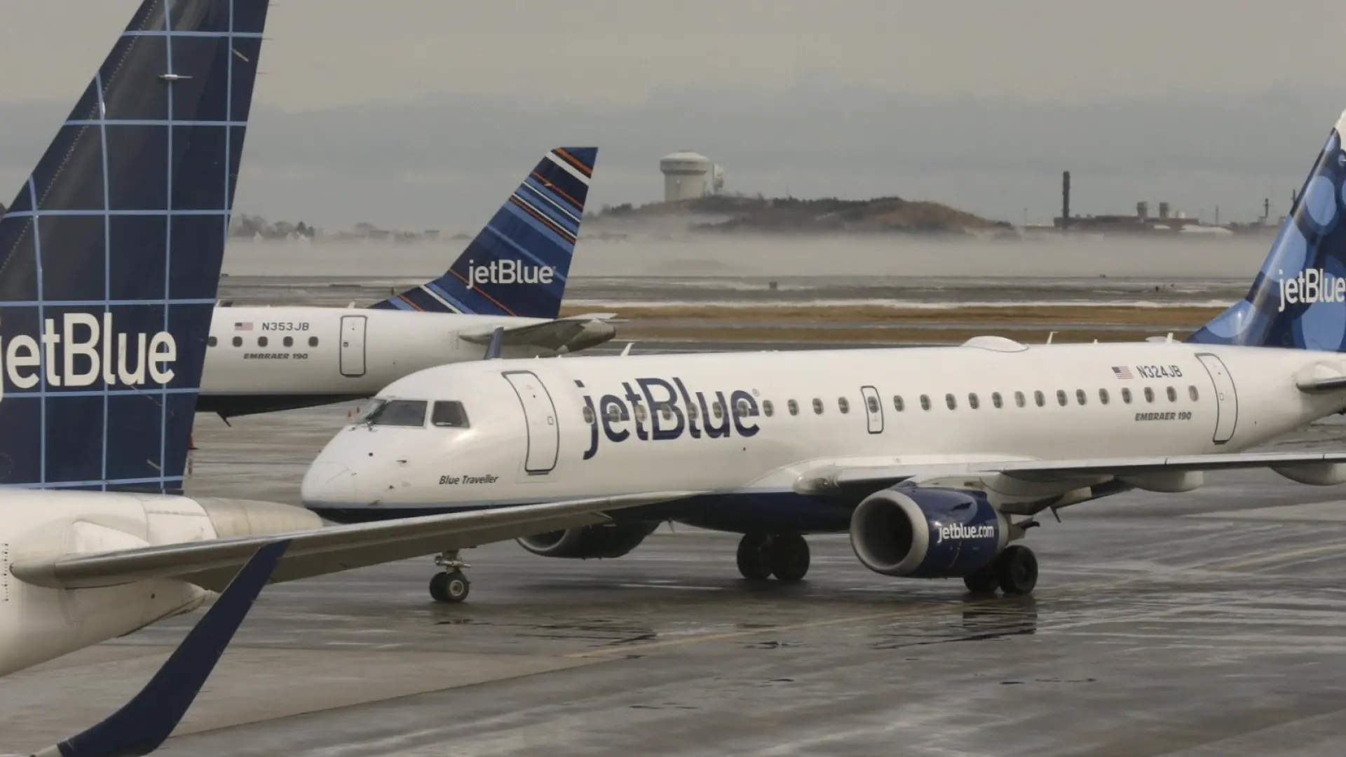 Un avión de JetBlue evita colisión con una aeronave militar de EEUU cerca de Venezuela