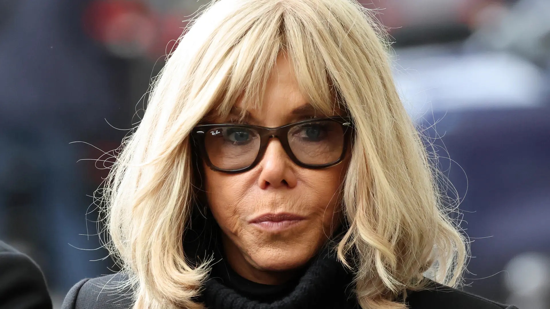 Denuncian a Brigitte Macron por llamar «malditas idiotas» a un grupo de feministas