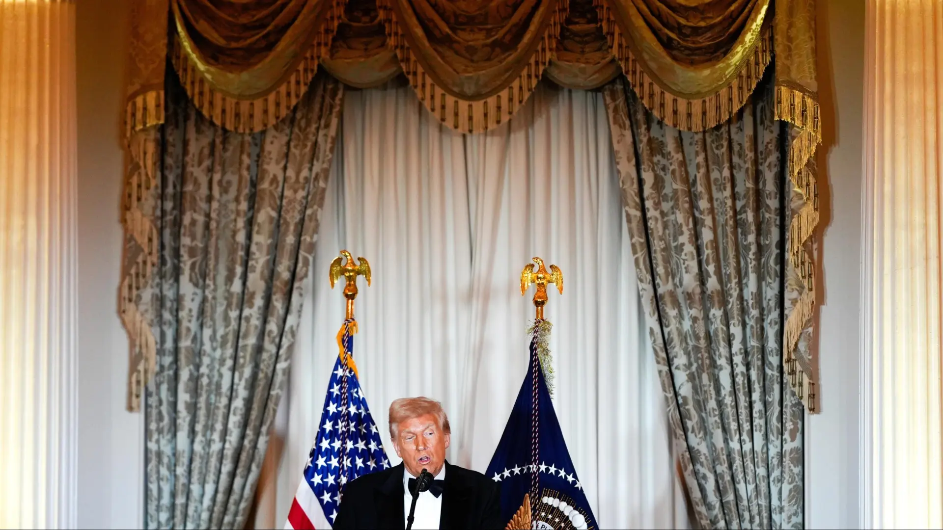 Trump rebautiza con su apellido el prestigioso Centro Kennedy de Artes Escénicas de Washington