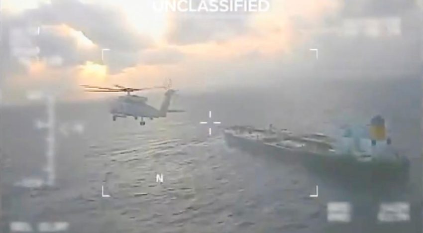 Canciller de Panamá dice que tanquero interceptado por EU no siguió normas marítimas