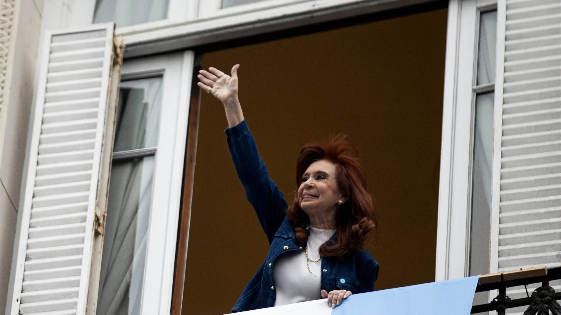Ingresan a la expresidenta argentina Cristina Fernández por un cuadro de apendicitis
