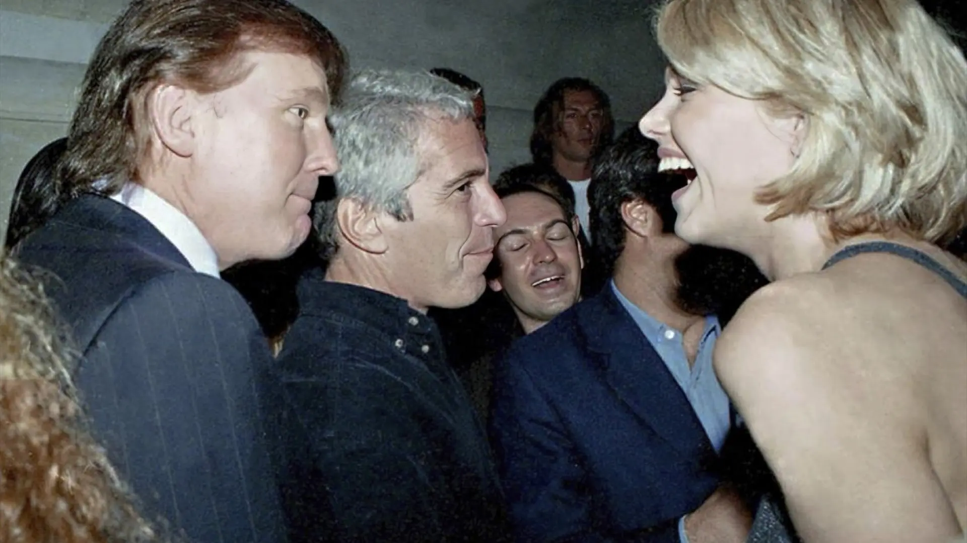 Los nuevos archivos publicados del caso Epstein contienen acusaciones de violación contra Trump