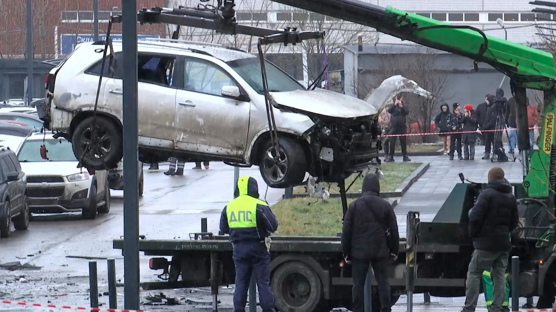 Nuevo atentado en Moscú: un coche bomba mata a dos policías y un civil solo 48 horas después de asesinar al jefe del Estado mayor