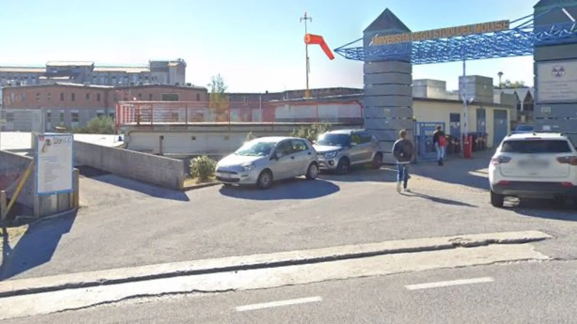 Mueren una madre y su hija menor por una intoxicación alimentaria tras acudir al hospital y ser dadas de alta dos veces