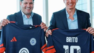 Leones FC, el equipo de los Messi que llegó a Primera C gracias a Tapia, presentó la camiseta con marca y sponsor de Primera División