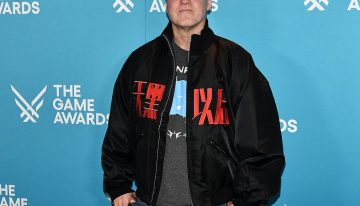 Dramático VIDEO: murió el cocreador del videojuego «Call of Duty» al estrellar su Ferrari