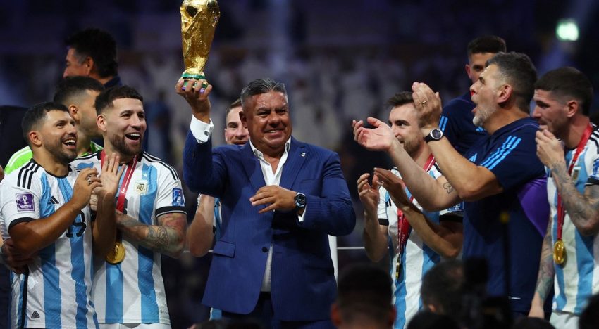 Tras el Mundial de Qatar 2022, Claudio «Chiqui» Tapia puede ir del “Todo pasa” al “Todo llega”