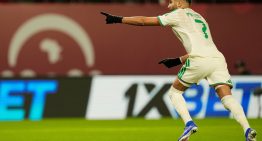 Atento Scaloni: Argelia ganó su segundo partido al hilo y se metió en los octavos de final de la Copa Africana de Naciones