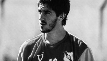 El Club Luján le hizo un homenaje al entrenador Santiago Fredes, que murió a los 36 años: un video con el estadio a oscuras conmovió a los hinchas