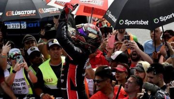 Canapino y  un domingo perfecto en el TC pero con el orden cambiado: primero salió campeón y después ganó en el Mouras para hacer historia con Chevrolet