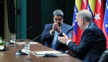 ¿Buscando exilio? Maduro sostuvo conversación con Erdogan y esto comunicó el chavismo