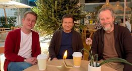 La curiosa FOTO del elenco de Mi Pobre Angelito que se volvió viral y emocionó a los fans