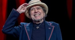 Sabina da un emocionado adiós en el «último concierto y el más importante» de su vida