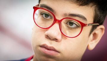 Un sábado de lujo para Faustino Oro en el Mundial de ajedrez a ritmo rápido: invicto y tablas con el número 4 del mundo