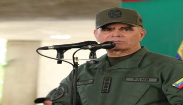 Padrino López insistió en que EEUU quiere desatar una «guerra» en la región