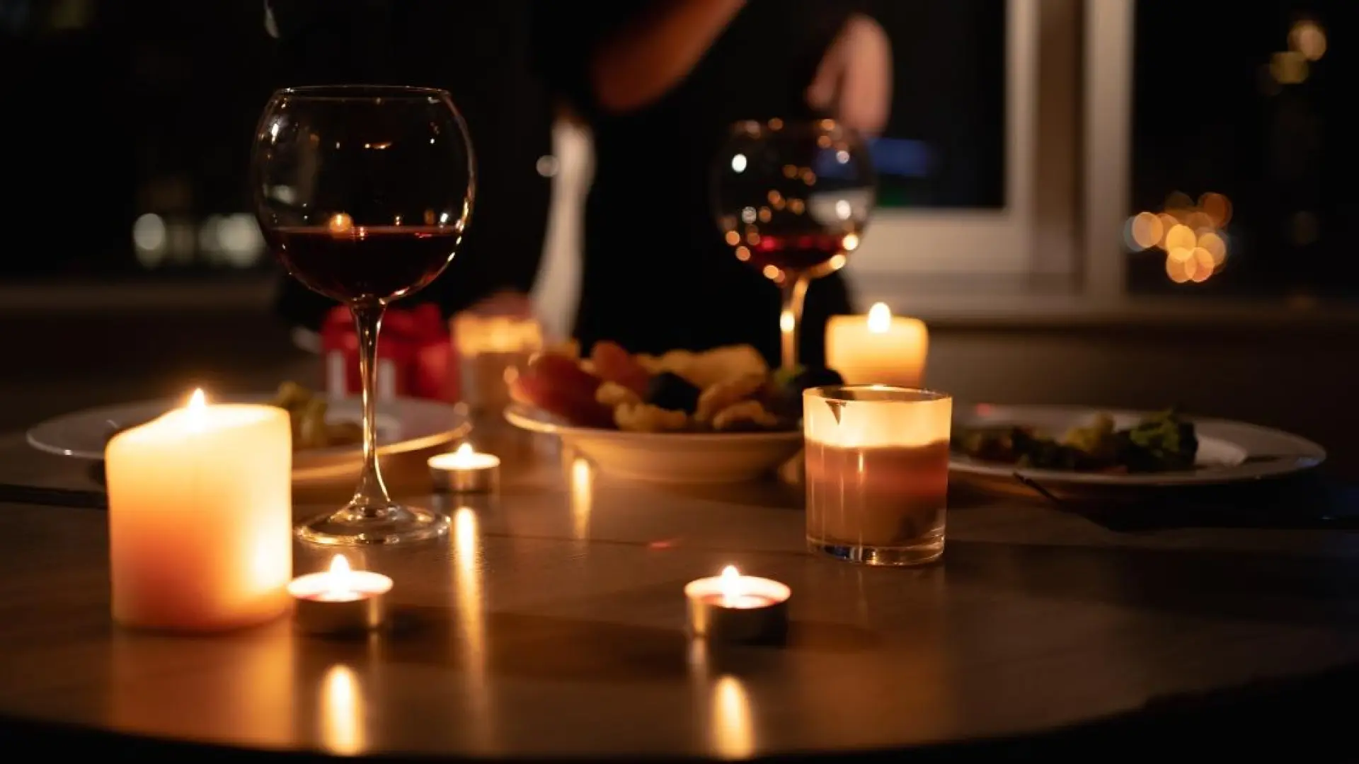 Un hombre denuncia a un restaurante por publicar un vídeo en TikTok en el que sale él con su amante