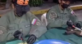 La prioridad está clara: mientras Maduro habla de guerra, comandantes de la Fanb se ponen a hacer hallacas (VIDEO)
