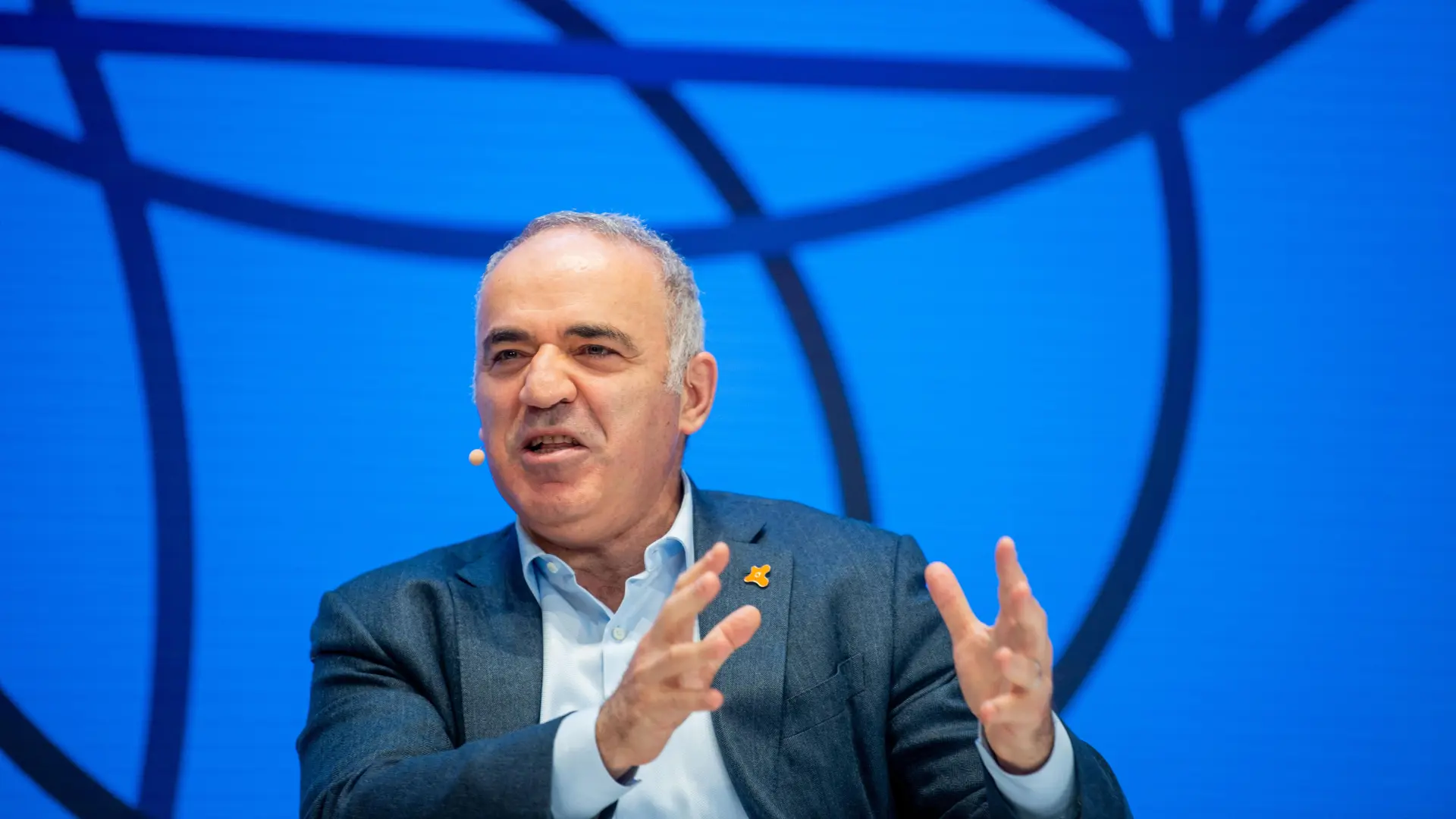 Un tribunal ruso emite una orden de detención contra el maestro ajedrecista Garri Kasparov por terrorismo