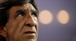 Gustavo Costas 2028: Diego Milito se la juega con todo por el DT de Racing y le ofreció renovar contrato hasta el final de su presidencia