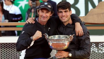 Carlos Alcaraz reapareció tras el «divorcio» de Juan Carlos Ferrero y su papá fue tajante: «Cada uno es libre de opinar lo que quiera»