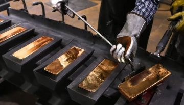 El oro y la plata no logran mantener los máximos históricos alcanzados de madrugada