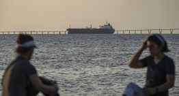 Reuters: Dos tanqueros con subproductos del petróleo zarparon del puerto José en Venezuela