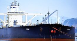 Reuters: Supertanquero cargado regresó a aguas venezolanas en medio de bloqueo naval de EEUU