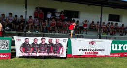 «El que llega último, baila»: la clínica de rugby infantil que juntó al campeón más poderoso de Europa con un club argentino que prioriza la formación y la inclusión