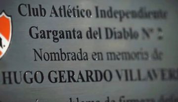 El increíble error de Independiente en el homenaje a dos glorias del club a pura emoción y reconocimiento