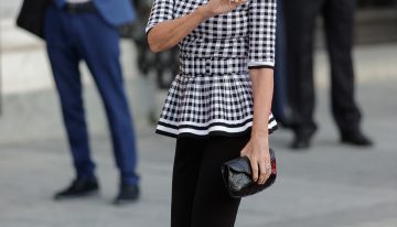 La falda más bonita de Isabel Preysler la encontrarás en las rebajas de Zara: del estampado tendencia y por 18 euros