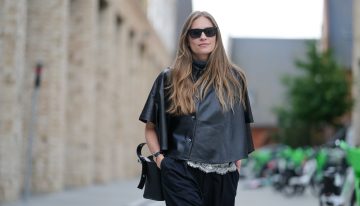 Podrás pasar 2026 con este elegante pantalón negro combinado en estos 7 looks tan tendencia