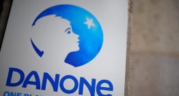 Danone se suma a Nestlé y Lactalis y retira lotes de leche infantil en algunos mercados