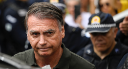 Bolsonaro sale del hospital para volver a prisión tras más de una semana internado